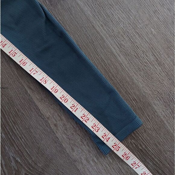 Fabletics High-Waisted Seamless Rib Legging Small - Picture 8 of 8